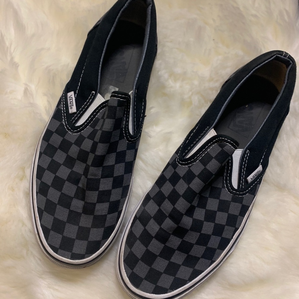 CHECKERED GRID SLIP ON VANS